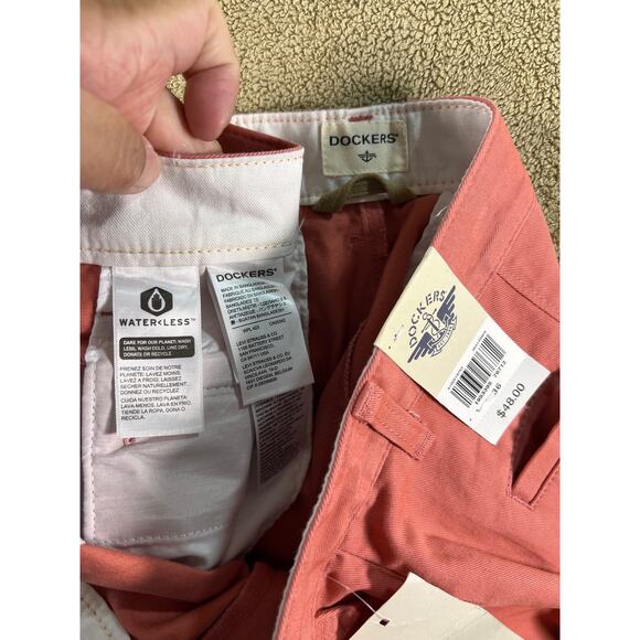 NWT Dockers Men's Perfect Shorts w/ Hidden Security Pocket, Pink Color Size: 36 - Picture 8 of 12